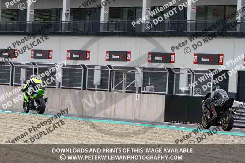 cadwell no limits trackday;cadwell park;cadwell park photographs;cadwell trackday photographs;enduro digital images;event digital images;eventdigitalimages;navarra;no limits trackdays;peter wileman photography;racing digital images;trackday digital images;trackday photos